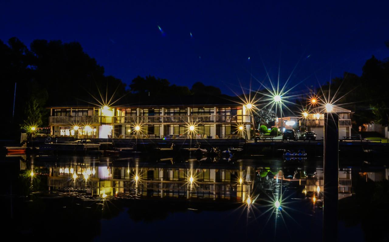 Kit Wat Motel & Marina ソーブル・ビーチ エクステリア 写真