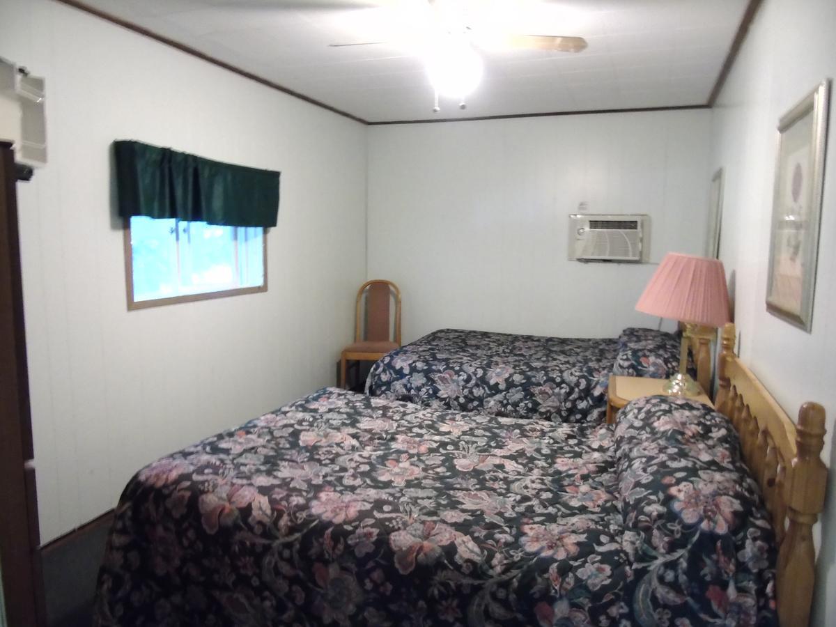 Kit Wat Motel & Marina ソーブル・ビーチ エクステリア 写真